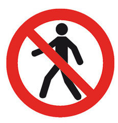 Prohibition sign, self-adhes., no pedestrian access, ISO 7010, 1 unit(s)